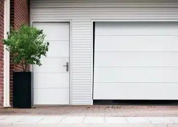 Comment renforcer la sécurité d'une porte de garage basculante