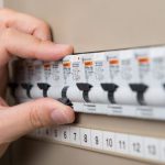 Comment trouver et remplacer le fusible de chauffe-eau : guide pratique