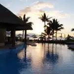 Quelle est la différence entre une piscine et une plage immergée ?